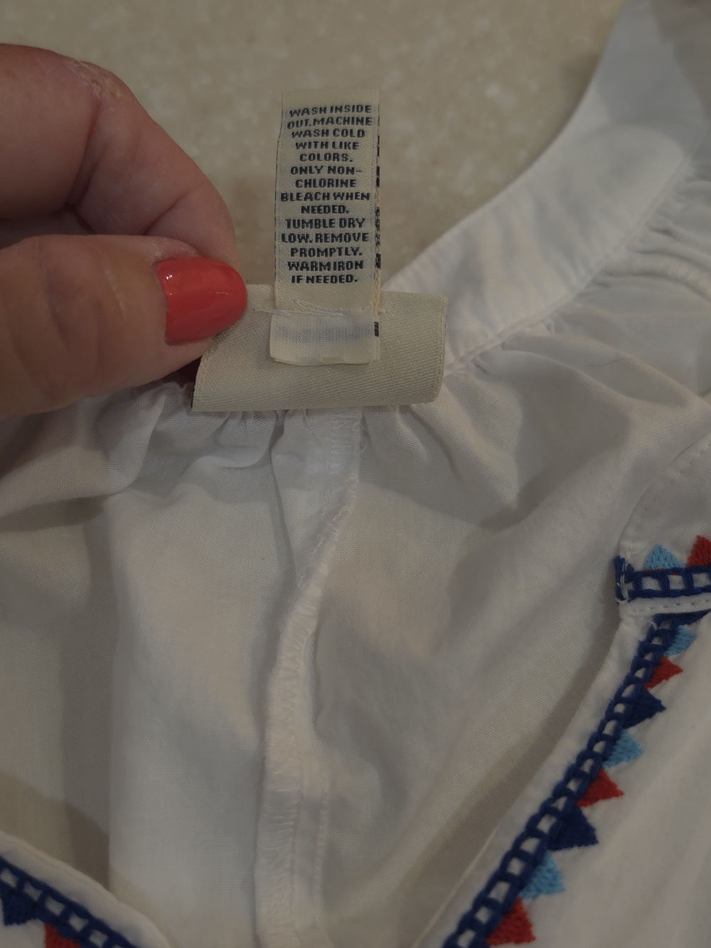 St Johns Bay Womens 1X White Embroidered Peasant Whimsy Festival Boho Top - Picture 5 of 9